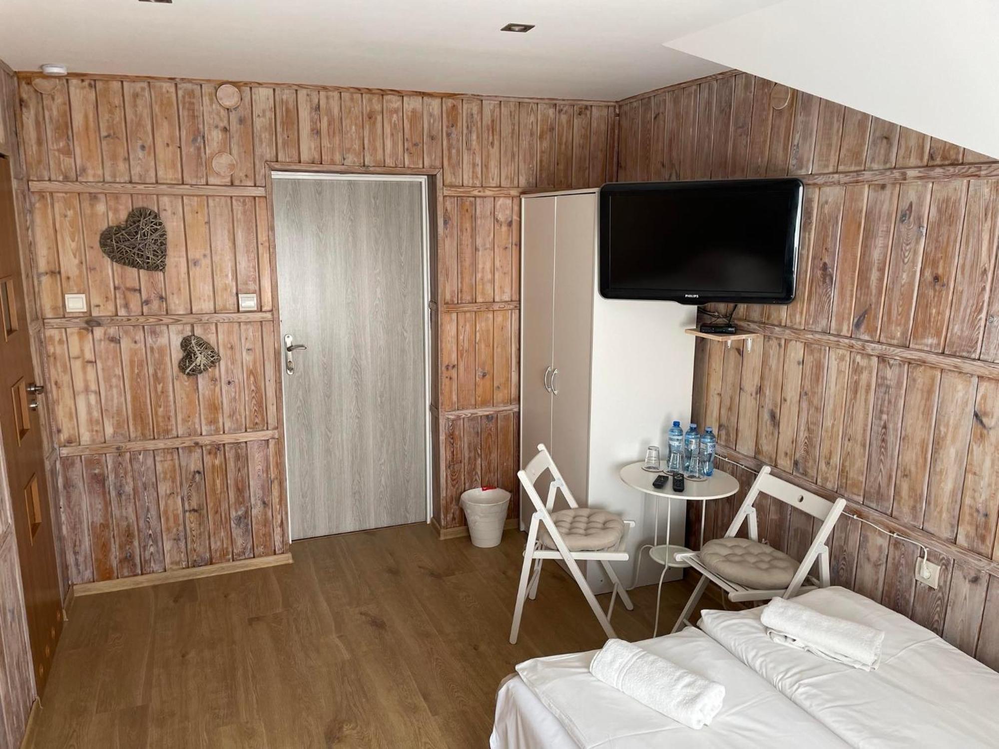 Mozaikowy Piec Apartman Ślesin Kültér fotó